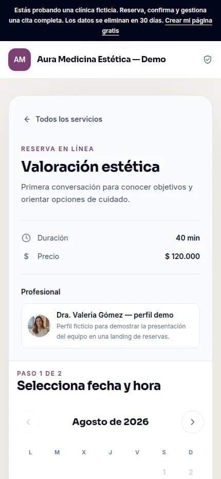 Captura real del calendario móvil de Aura Medicina Estética — Demo